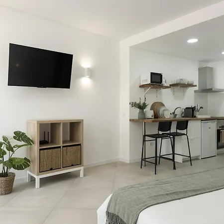 Apartment Madalena Village 4 - Centre By Hd Faro