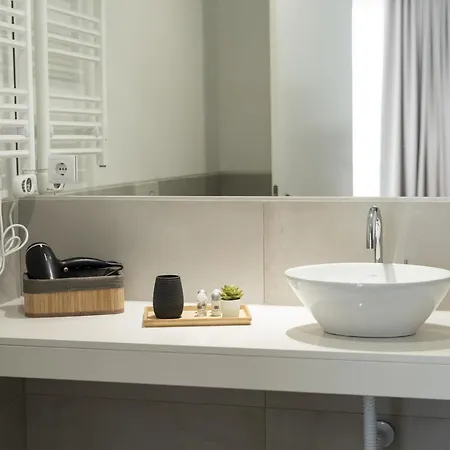 Apartment Madalena Village 4 - Centre By Hd Faro